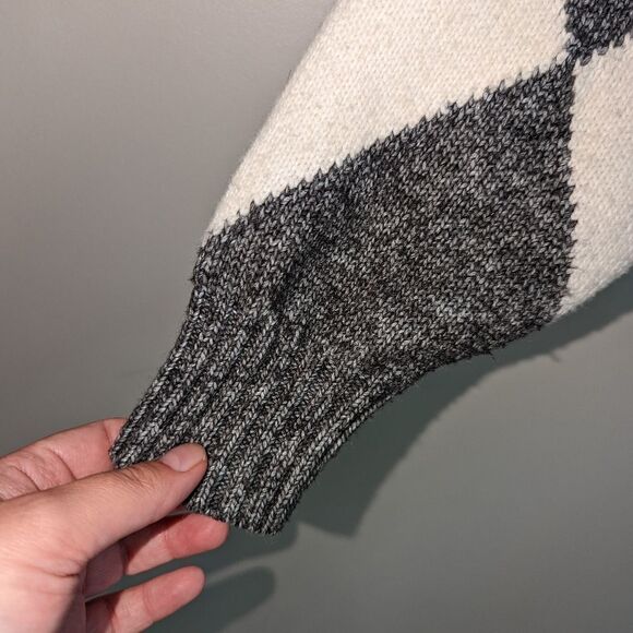 PRINGLE OF SCOTLAND Grey & White Argyle Wool Knit Crewneck Sweater Size Small - Picture 4 of 11